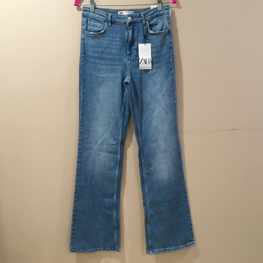 Zara Flare Fit Jeans Blue Denim Mid rise Full Length Size 6/W28 New 6147/044